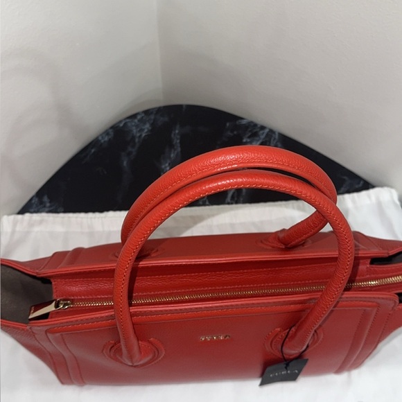 FURLA Hot Red Women's Large Handbag High Quality Leather Tote 100% AUTHENTIC NEW - Picture 4 of 11